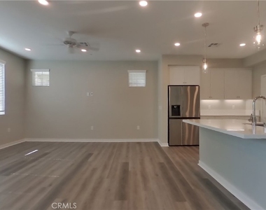 29422 Walnut Tree Way - Photo Thumbnail 1