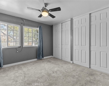8557 Saddle Creek Drive - Photo Thumbnail 12