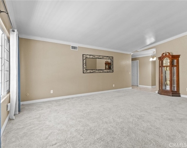 8557 Saddle Creek Drive - Photo Thumbnail 9