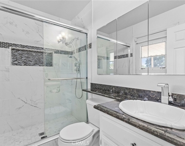 8557 Saddle Creek Drive - Photo Thumbnail 19