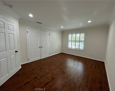 15483 Dickens Street - Photo Thumbnail 26