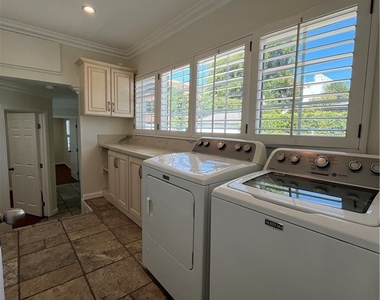 15483 Dickens Street - Photo Thumbnail 15