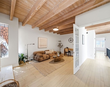 9624 Highland Gorge Drive - Photo Thumbnail 11