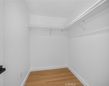2939 1/2 10th Avenue - Photo Thumbnail 11