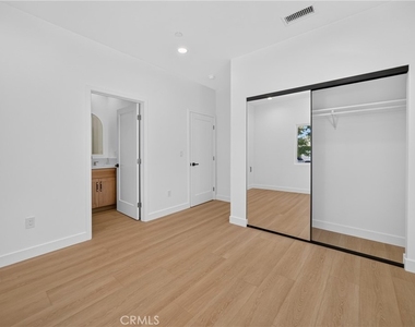 2937 10th Avenue - Photo Thumbnail 10