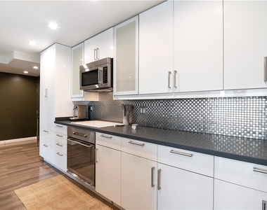 1155 N La Cienega Boulevard - Photo Thumbnail 26