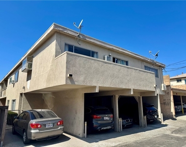 1331 Berkeley Street - Photo Thumbnail 29