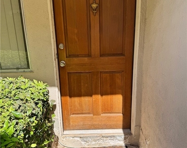 1331 Berkeley Street - Photo Thumbnail 6