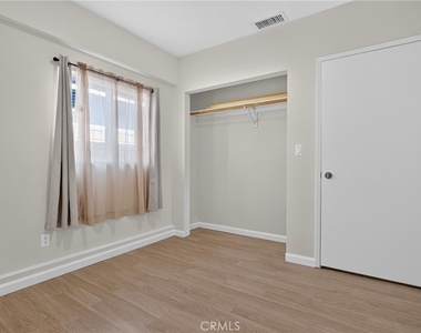 12448 Herrick - Photo Thumbnail 6