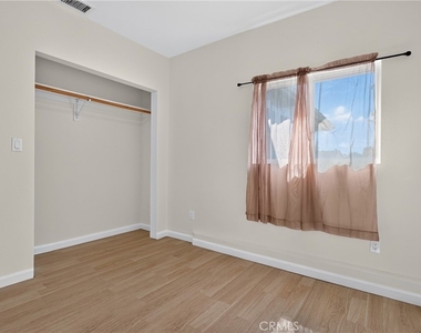 12448 Herrick - Photo Thumbnail 4