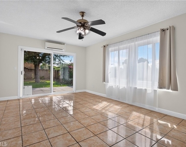 12446 Herrick - Photo Thumbnail 4