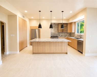 24907 Marbella Court - Photo Thumbnail 6