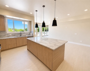 24907 Marbella Court - Photo Thumbnail 7