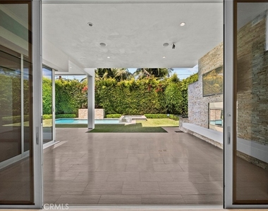 633 N Laurel Avenue - Photo Thumbnail 57