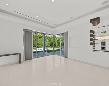 633 N Laurel Avenue - Photo Thumbnail 31