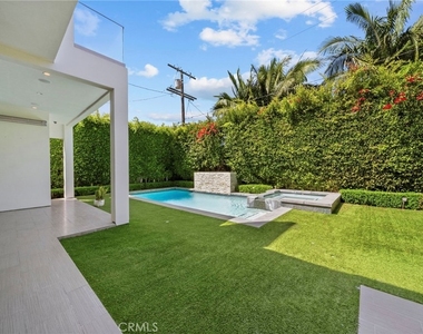633 N Laurel Avenue - Photo Thumbnail 60