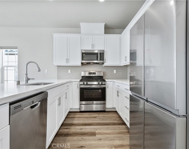 351 Calle De Pueblo - Photo Thumbnail 20