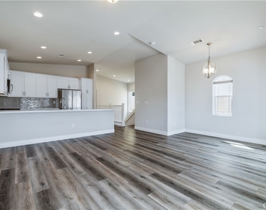 351 Calle De Pueblo - Photo Thumbnail 26