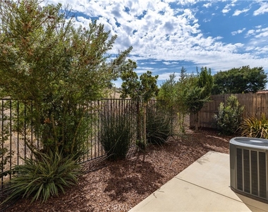 351 Calle De Pueblo - Photo Thumbnail 43
