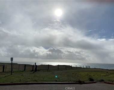 9148 Balboa - Photo Thumbnail 38