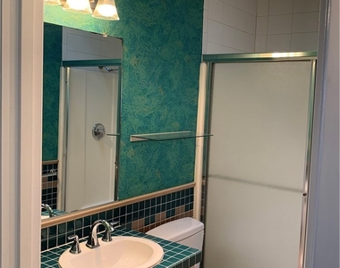 9148 Balboa - Photo Thumbnail 15