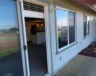 9148 Balboa - Photo Thumbnail 13