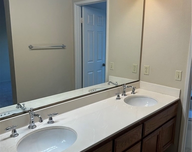 8232 E Flowerwood - Photo Thumbnail 12