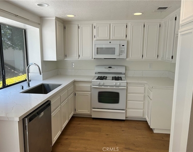 8232 E Flowerwood - Photo Thumbnail 6