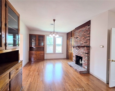 9497 Foster Road - Photo Thumbnail 7