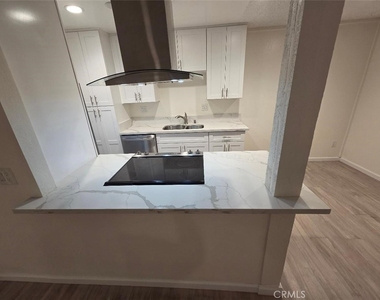 1040 W Macarthur Boulevard - Photo Thumbnail 26