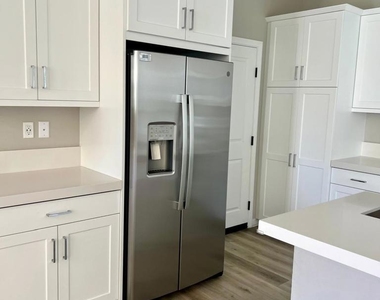 1767 Whitmore Loop - Photo Thumbnail 9