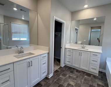 1767 Whitmore Loop - Photo Thumbnail 21