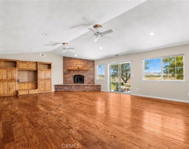 688 Willow Road - Photo Thumbnail 29
