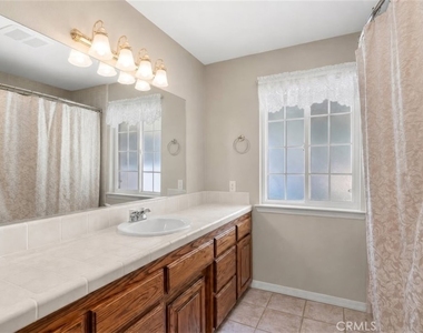 688 Willow Road - Photo Thumbnail 20