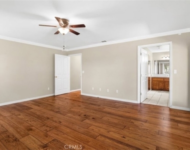 688 Willow Road - Photo Thumbnail 16