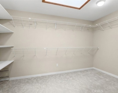 688 Willow Road - Photo Thumbnail 19