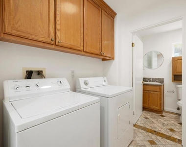 3211 Kenneth Drive - Photo Thumbnail 18