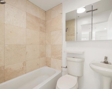 3211 Kenneth Drive - Photo Thumbnail 12