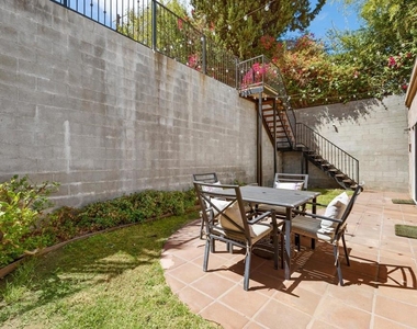 3211 Kenneth Drive - Photo Thumbnail 19