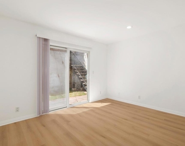 3211 Kenneth Drive - Photo Thumbnail 17