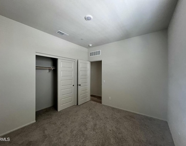40493 Birchfield Drive - Photo Thumbnail 12