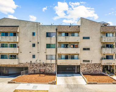 3762 Hughes Avenue - Photo Thumbnail 24