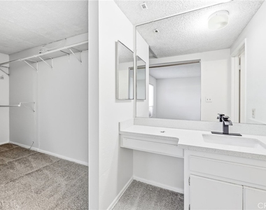 14672 Kimberly Circle - Photo Thumbnail 10