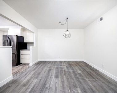 84 Clearbrook - Photo Thumbnail 7