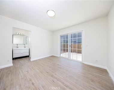 84 Clearbrook - Photo Thumbnail 13