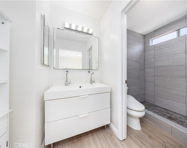 84 Clearbrook - Photo Thumbnail 14