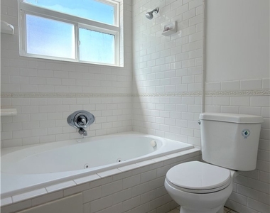 2315 Berry Street - Photo Thumbnail 18