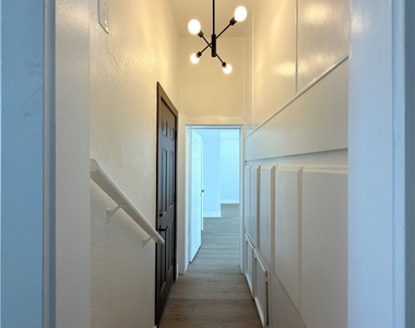 2315 Berry Street - Photo Thumbnail 8