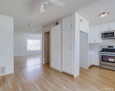 9502 Pettswood Dr - Photo Thumbnail 9