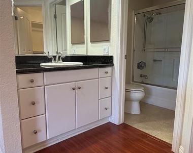 25611 Indian Hill - Photo Thumbnail 4